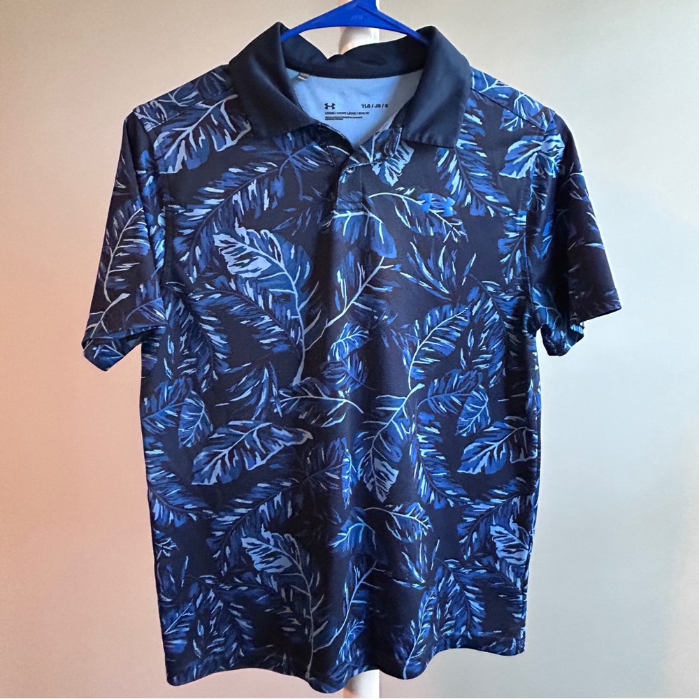 Under Armour Boy’s Navy Leaf Pattern Golf Polo